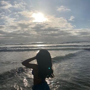 Meet your Posher, Valeria